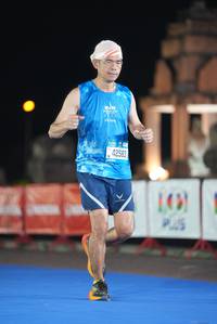 BIB: 42583, 101
                            <button type="button" onclick="openModal(19776912)" class="btn btn-primary btn-sm float-right btn-popup" data-toggle="modal" data-target=".modal-high-quality">
                        <i class="fas fa-shopping-cart"></i> Add to Cart
                    </button>
                                            <button type="button" onclick="isThisMe(19776912, true)" class="btn btn-success btn-sm float-right btn-popup btn-isme hidden" data-toggle="tooltip" data-placement="bottom" title="นี่คือรูปของคุณใช่ไหม คลิกที่นี่เพื่อเอาเข้าอัลบั้ม">
                        <i class="fas fa-plus"></i> Add to album
                    </button>
                    <button type="button" onclick="isThisMe(19776912, false)" class="btn btn-warning btn-sm float-right btn-popup btn-isnotme hidden">
                        <i class="fas fa-ban"></i> Remove from album
                    </button>